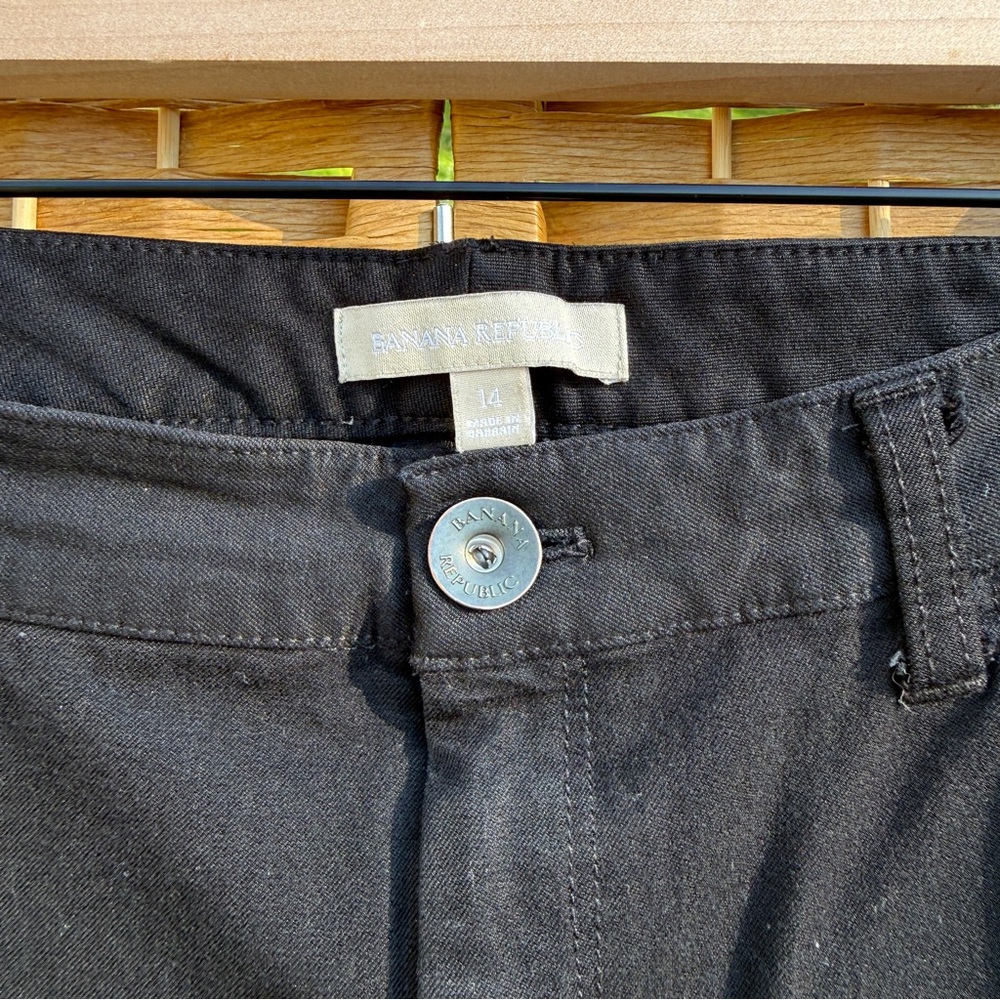 Banana Republic Black Straight Leg Pants Women’s Size 14 Viscose & Cotton Blend - Picture 2 of 14